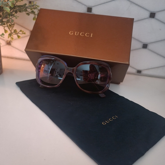 Gucci Sunglasses - Picture 1 of 6